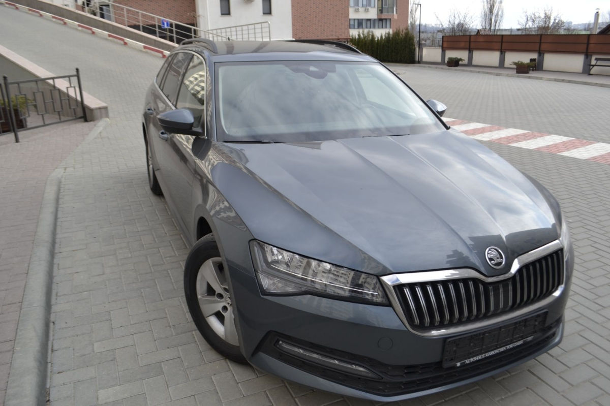 Skoda Superb foto 5