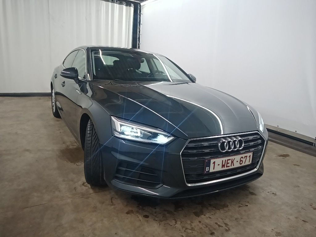 Audi A5 foto 1