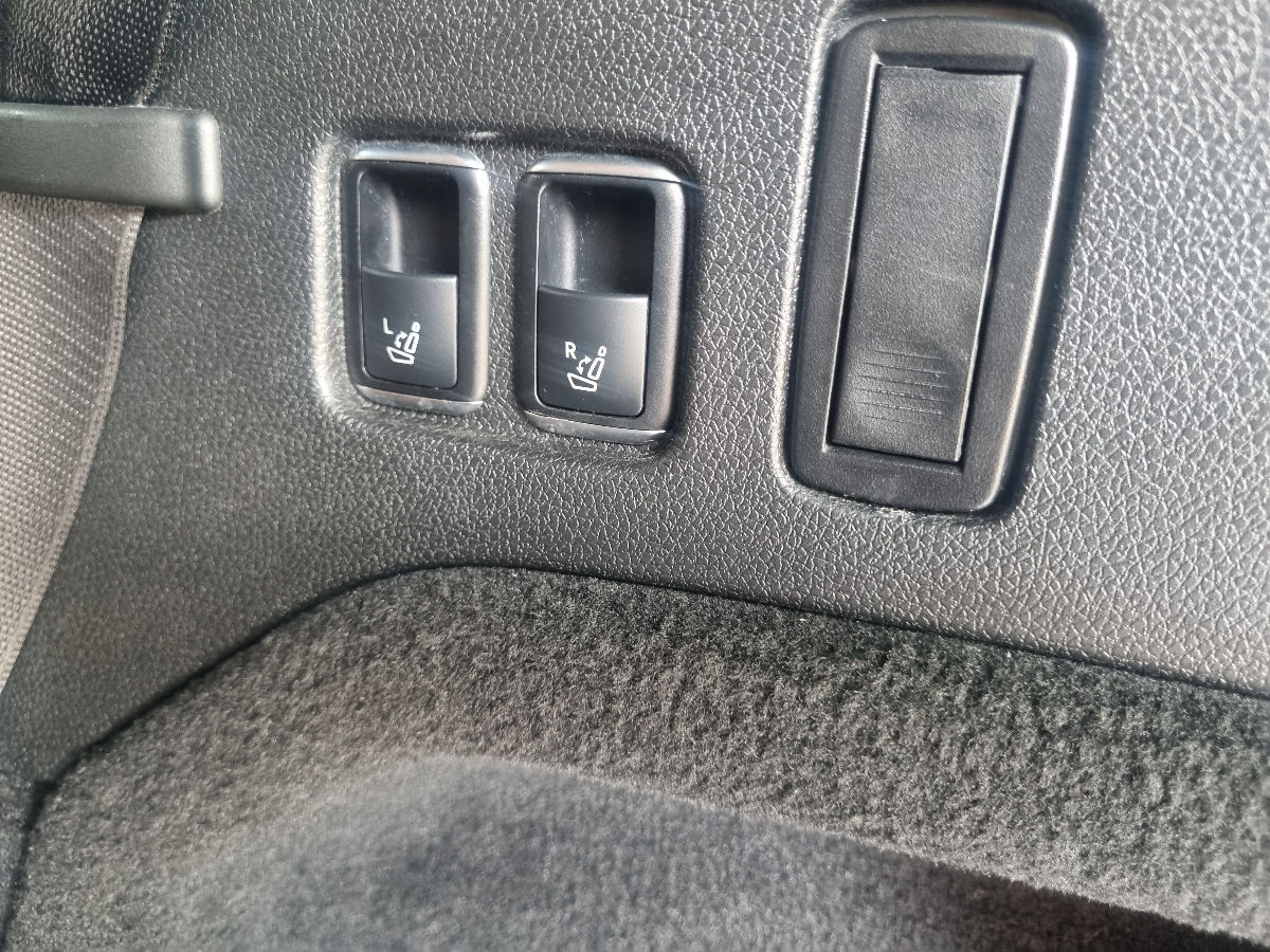 Mercedes GLS-Class 2017 photo 18