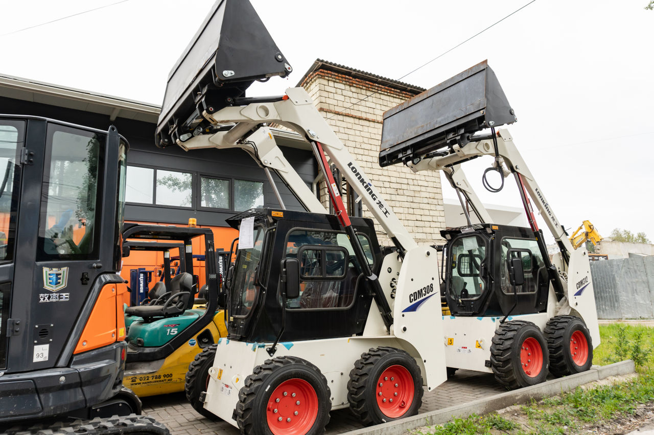 Mini-încărcător Lonking CDM312/ Mini skid steer loader /минипогрузчик lonking cdm 312 фото 0