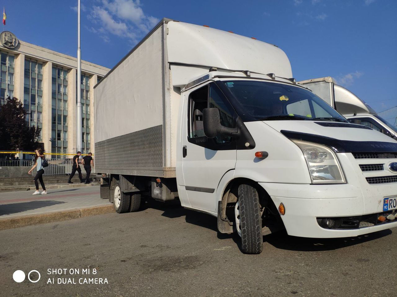 Hamali, mașini , evacuarea gunoiului , Transportarea mobilei foto 12