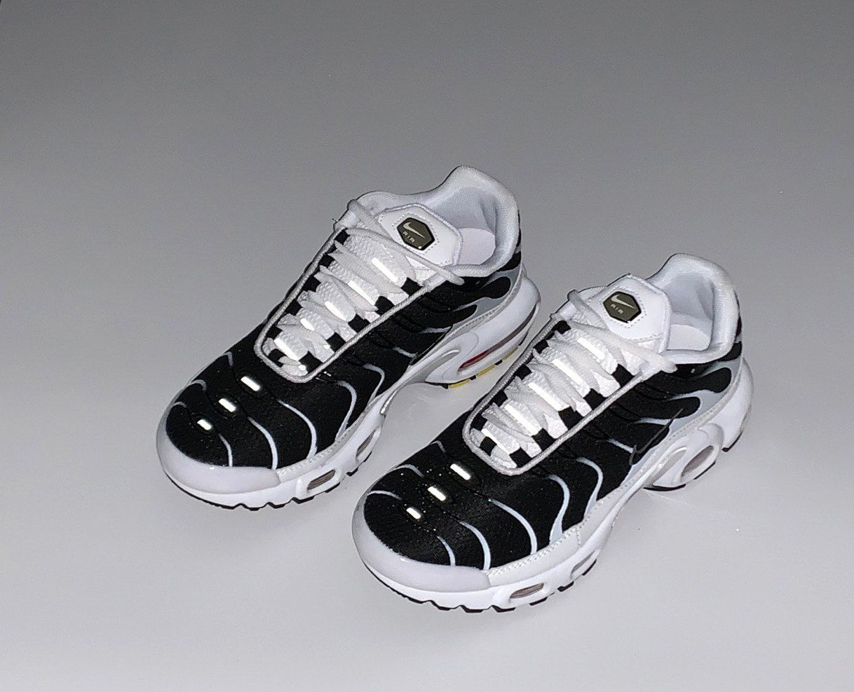 Nike Air Max Tn Plus Black/White foto 5