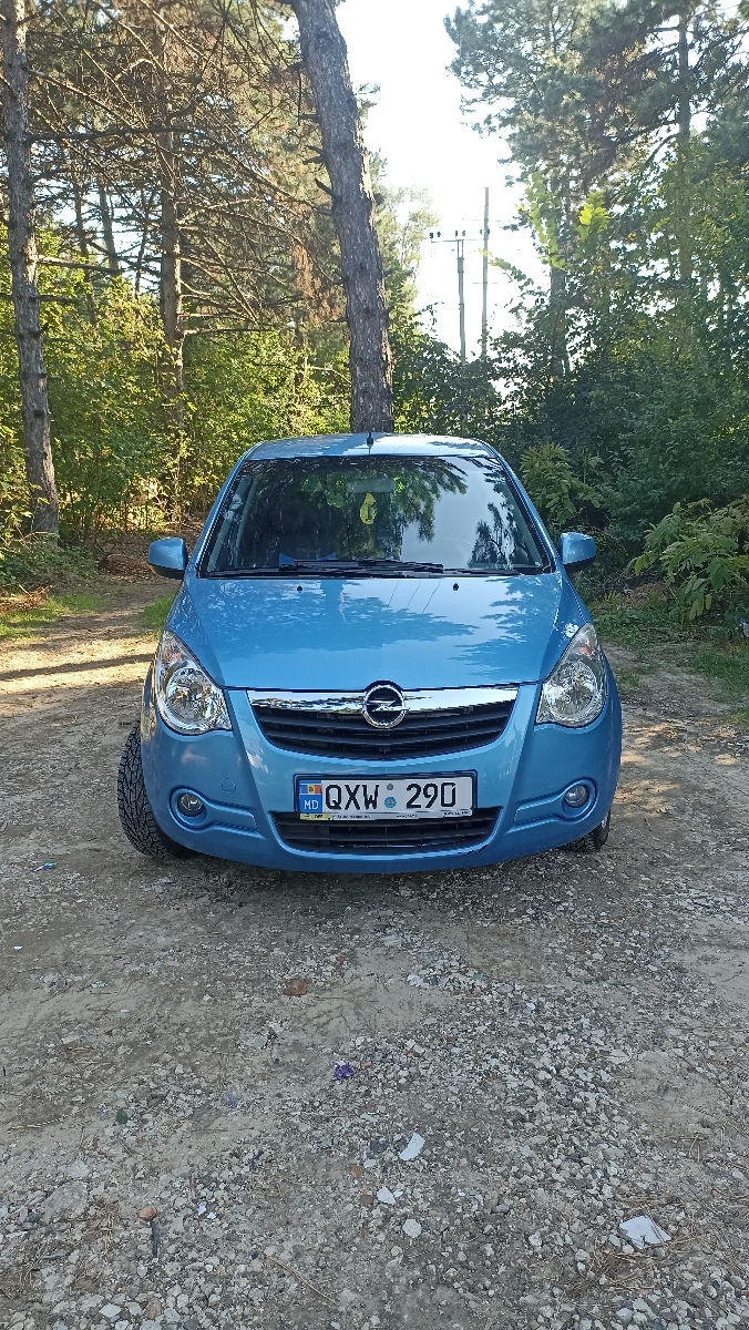 Opel Agila foto 1