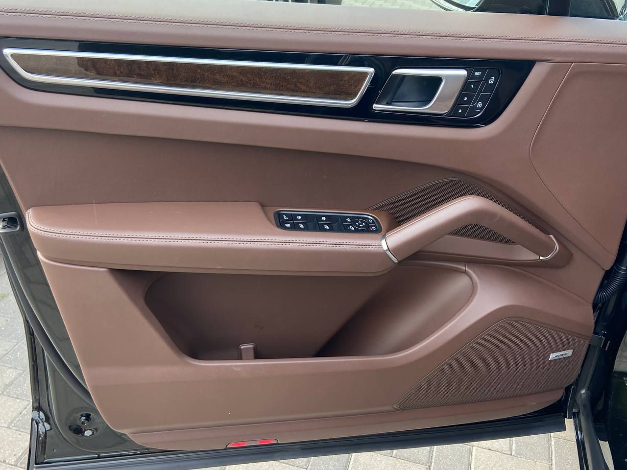 Porsche Cayenne foto 6