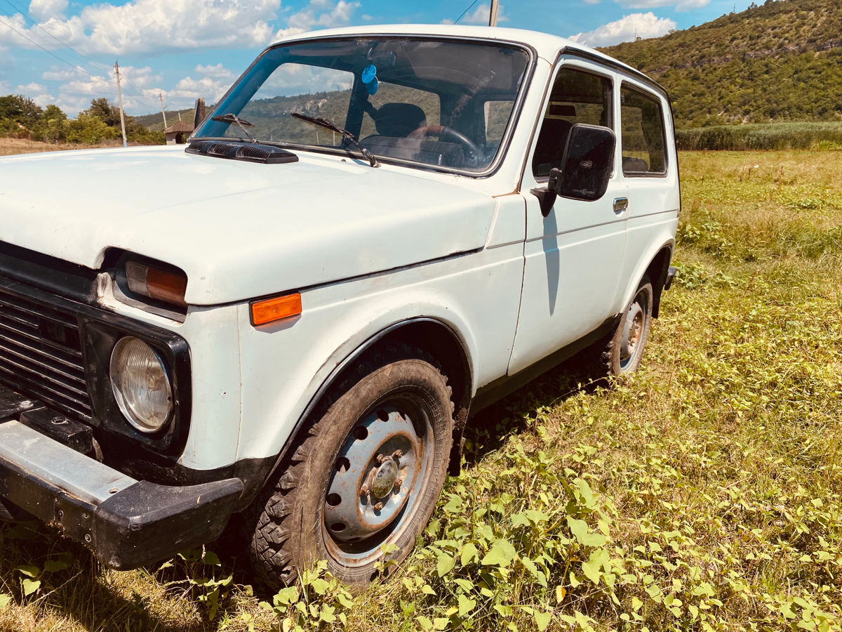 ВАЗ 2121 Niva foto 5