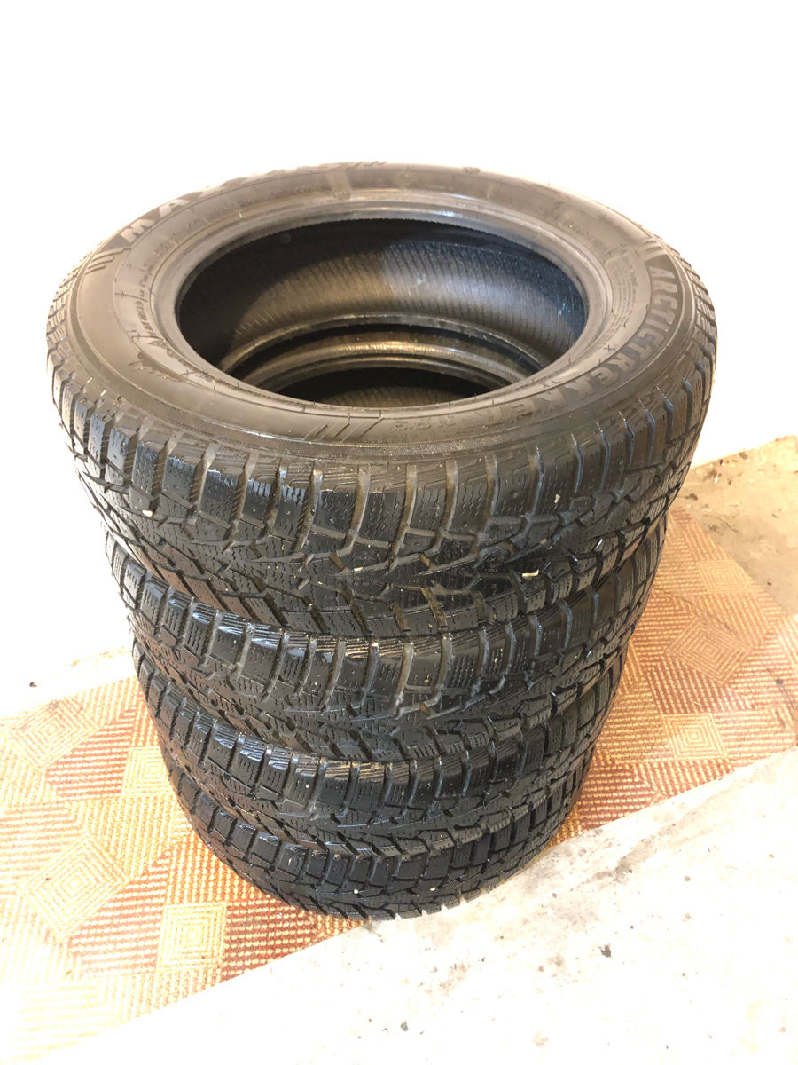 R15 185/65 MAXXIS