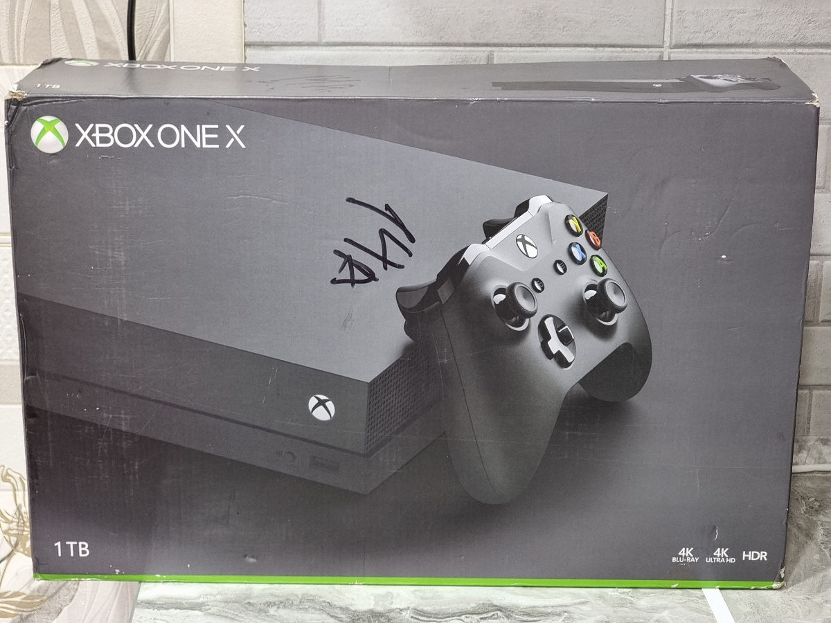 Xbox One X