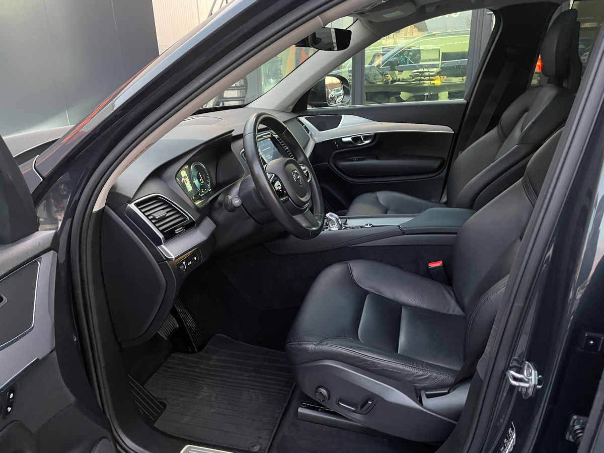 Volvo XC90 foto 15