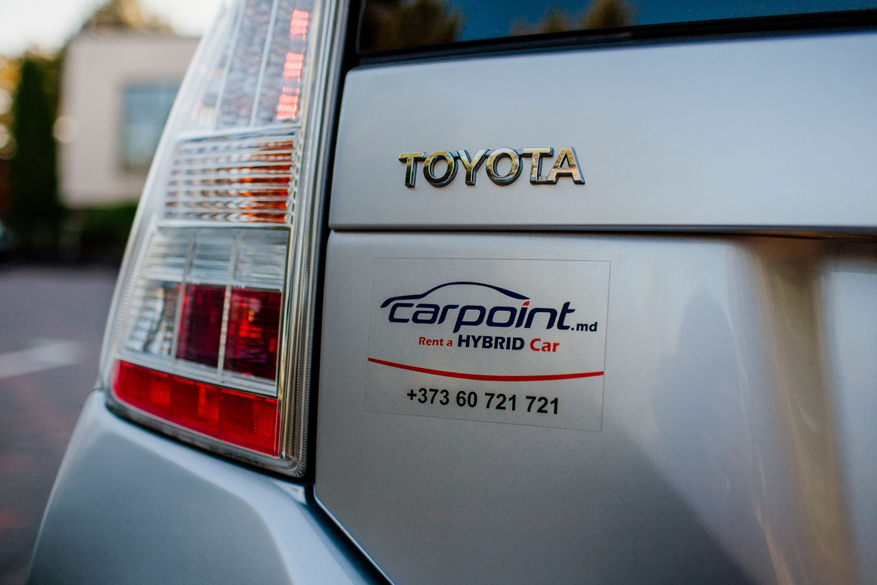 Chirie Toyota Prius auto - servicii calitative la preț accesibil! foto 4