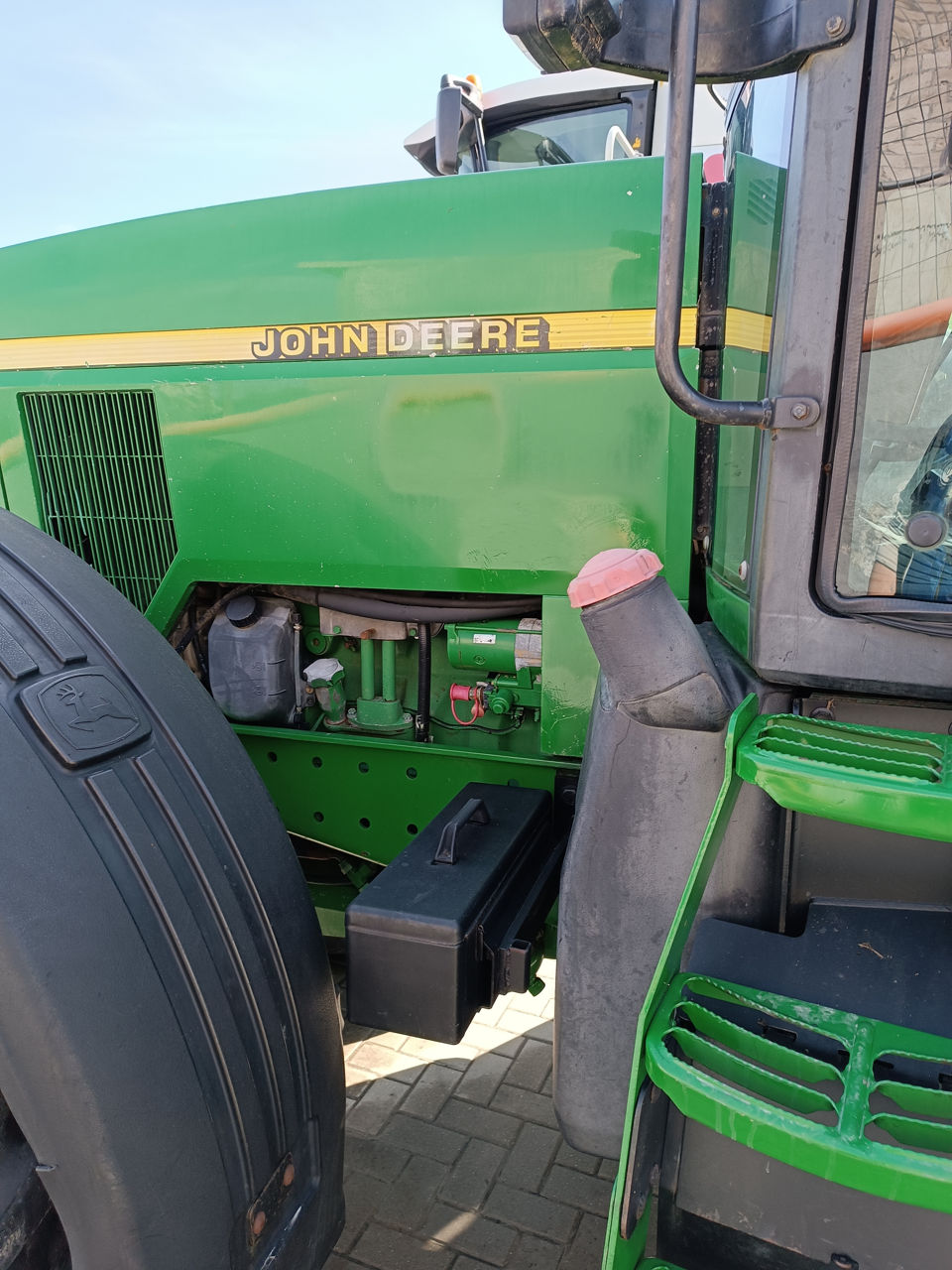 Tractor John Deere 7710 - 170hp фото 5