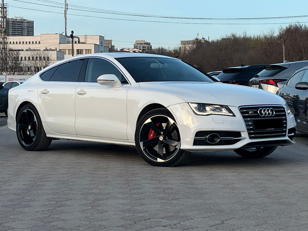 Audi A7 an. 2011 cu rulaj 134132 km, Benzină, 16999