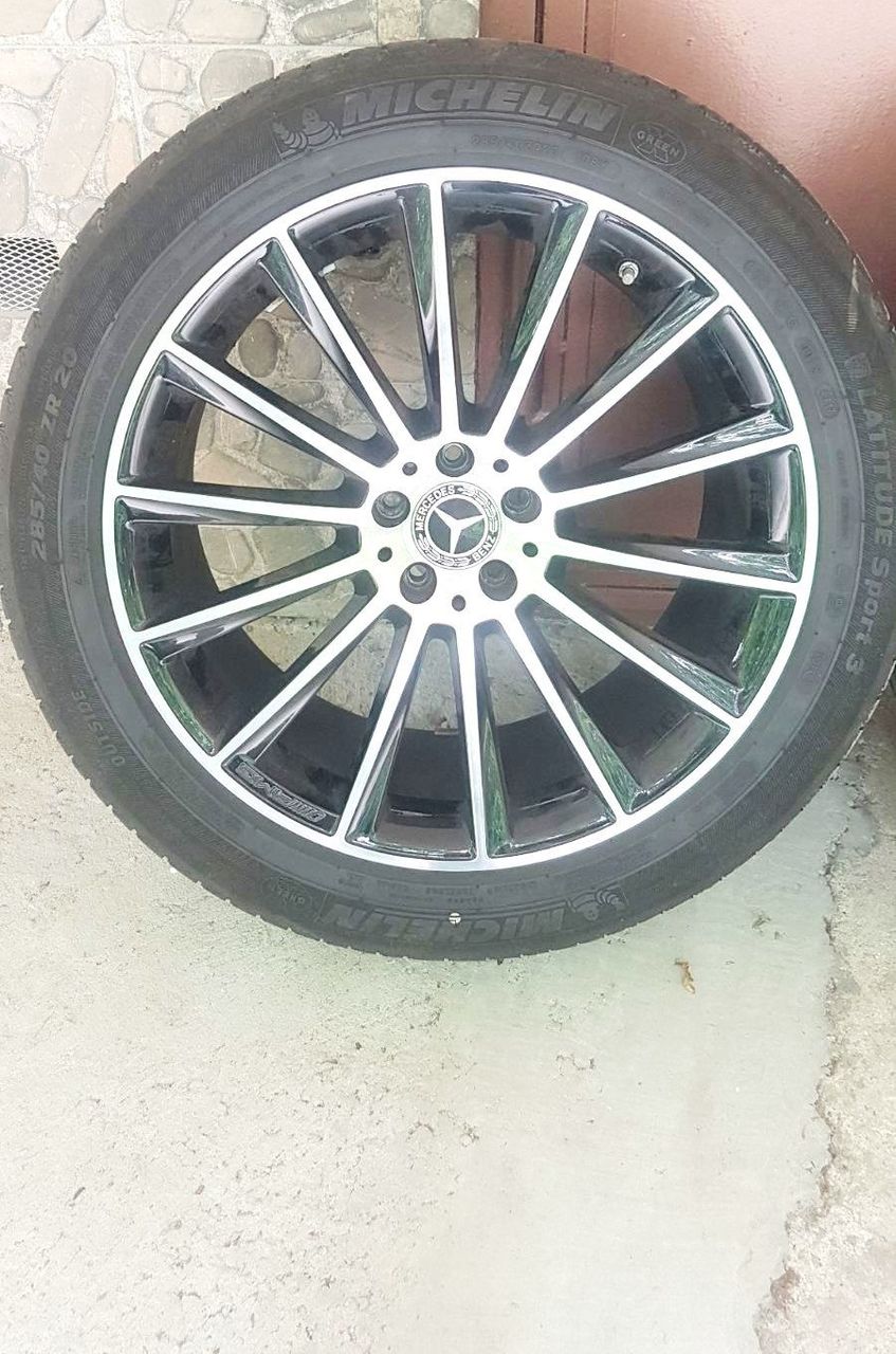 R20 255/45-285/40 Mercedes GLC