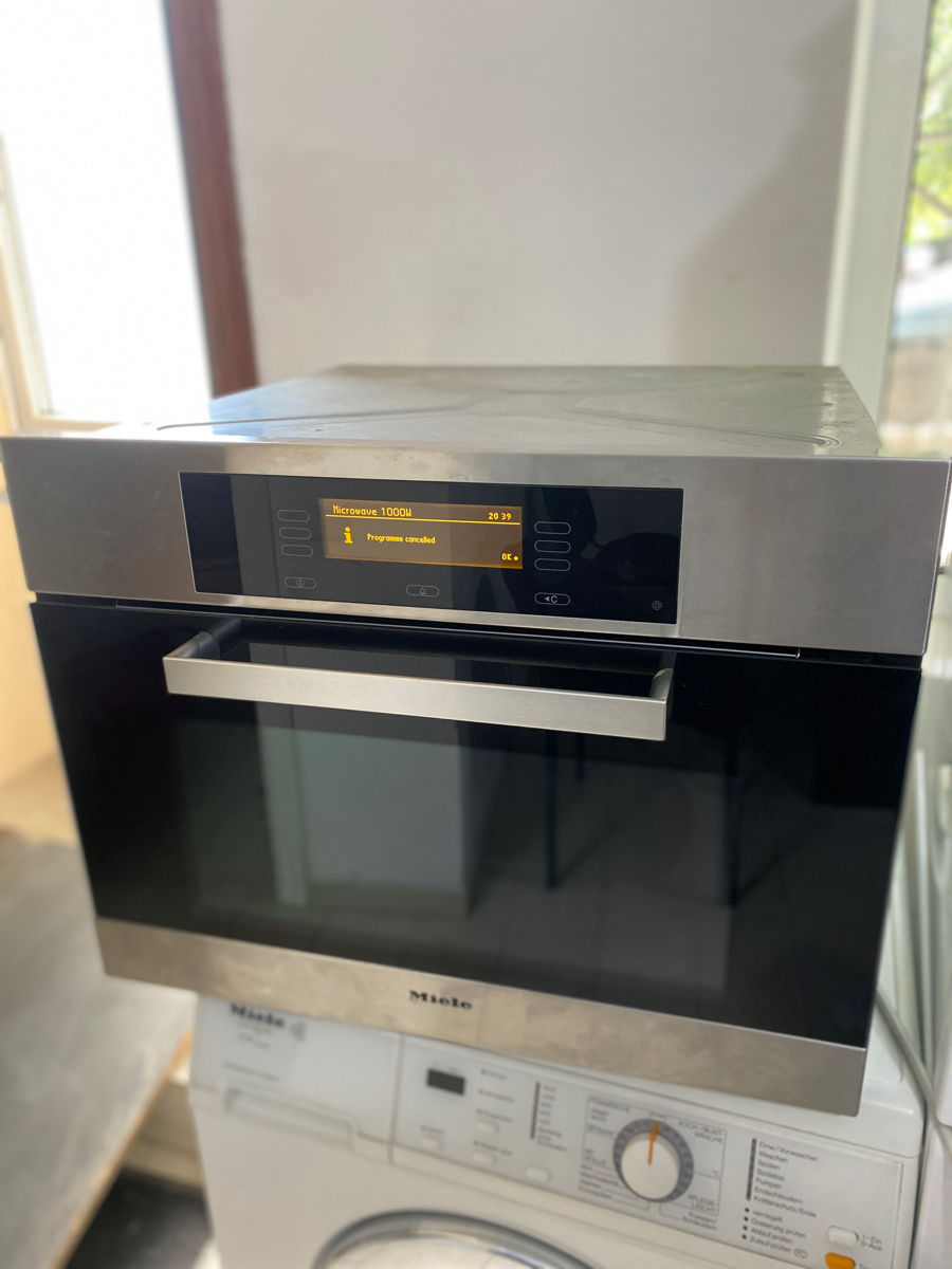 Комплект Miele: микроволновая печь и духовой шкаф