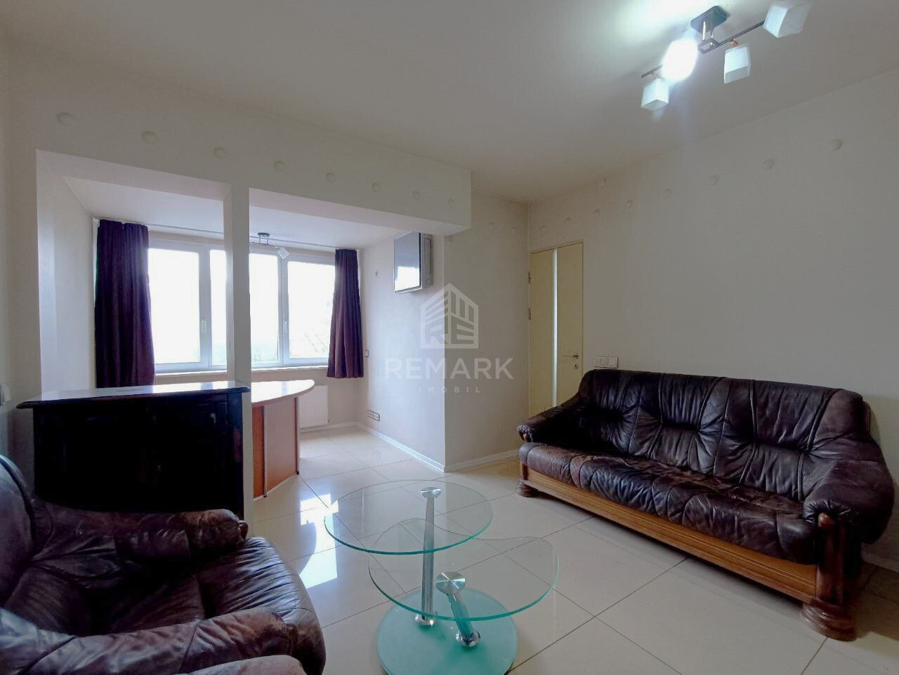 Oficiu de 35 mp. pe str. Burebista