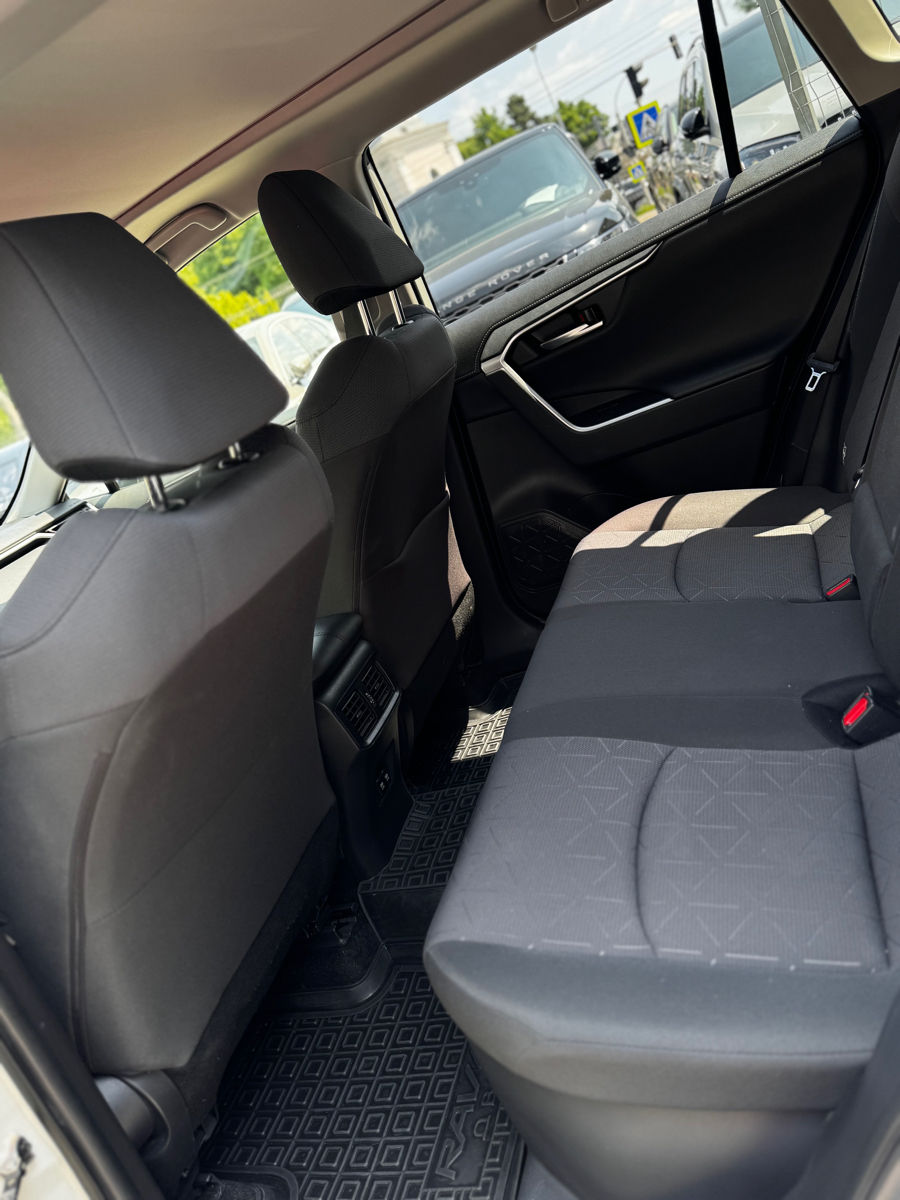 Toyota Rav 4 foto 15