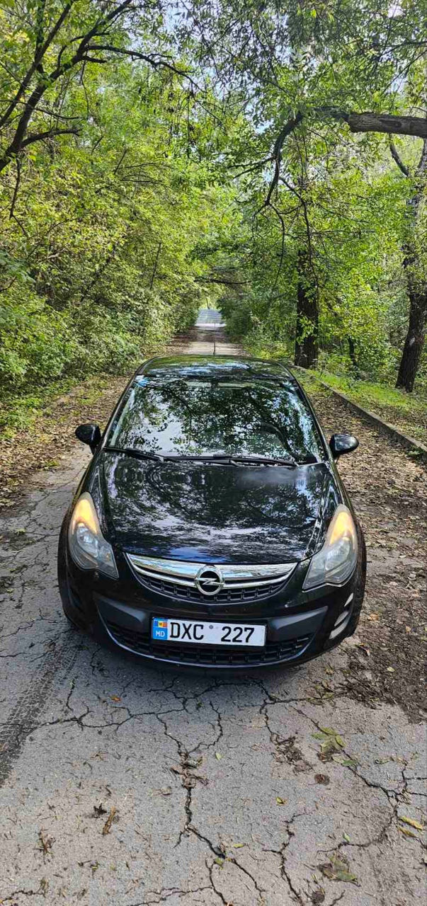 Opel Corsa foto 1