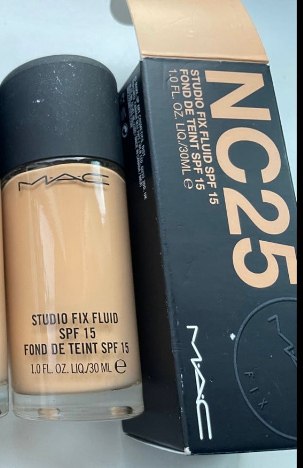 Fond de ten. Preț redus. MAC, Paese, Mufe foto 0
