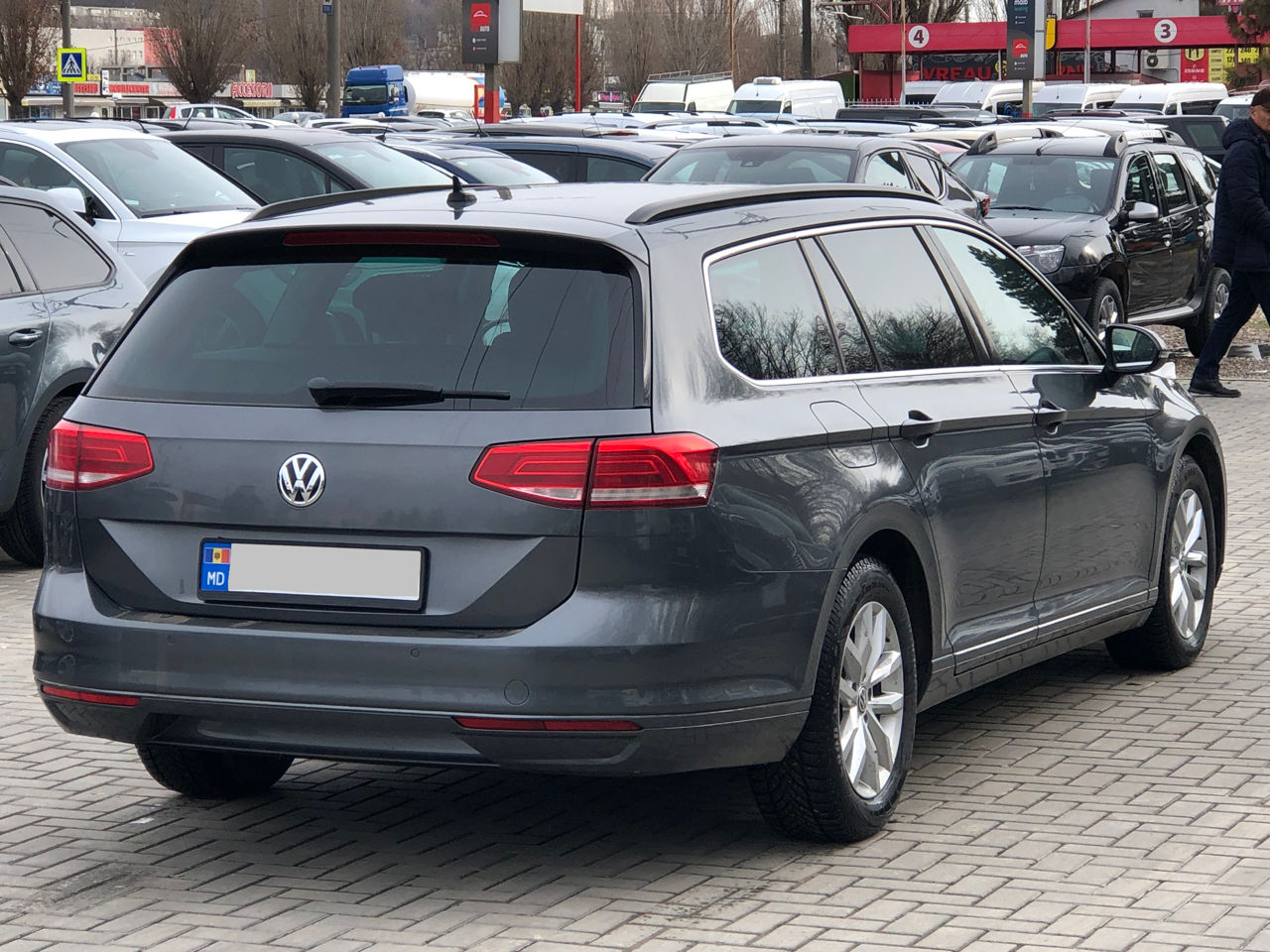 Volkswagen Passat foto 2