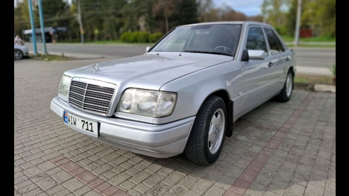 Mercedes E-Class 1992 г. с пробегом 450000 км, Дизель, 6500 €