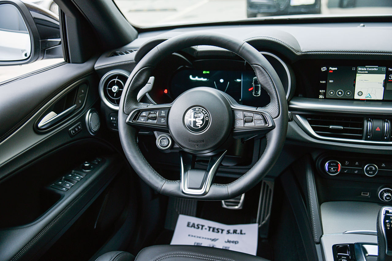 Alfa Romeo Stelvio фото 8
