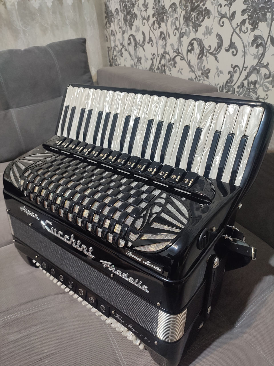 Acordeon ,, Super Lucchini Stradela" фото 0