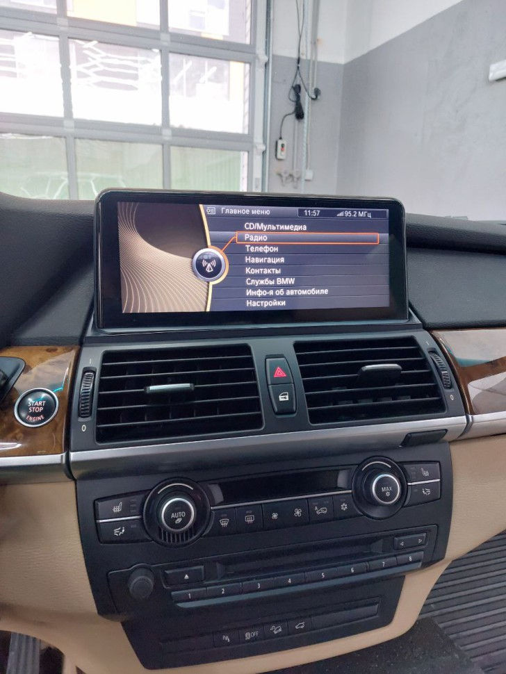 BMW - замена штатных мониторов и приборные панели на Android фото 14