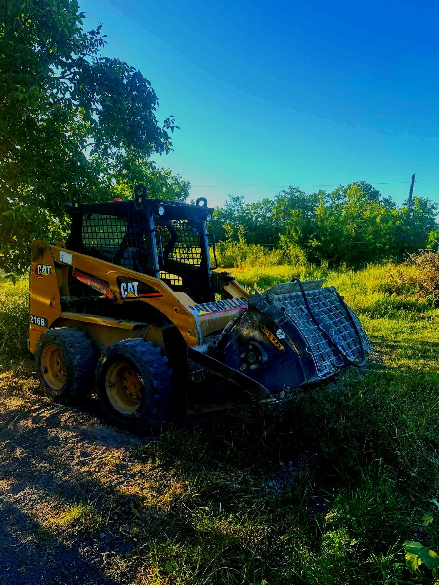 Vind bobcat,CAT 216B фото 0