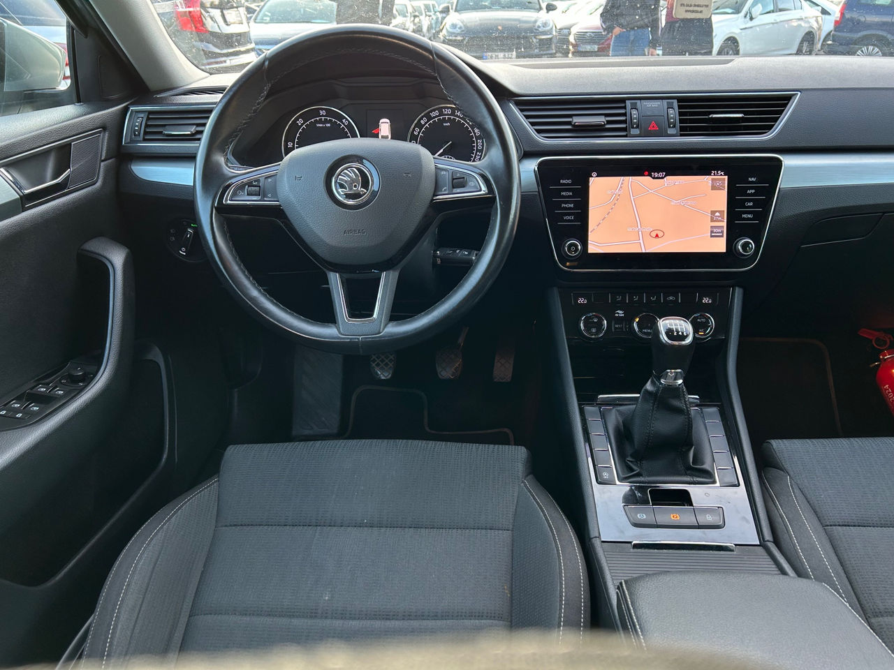 Skoda Superb foto 7