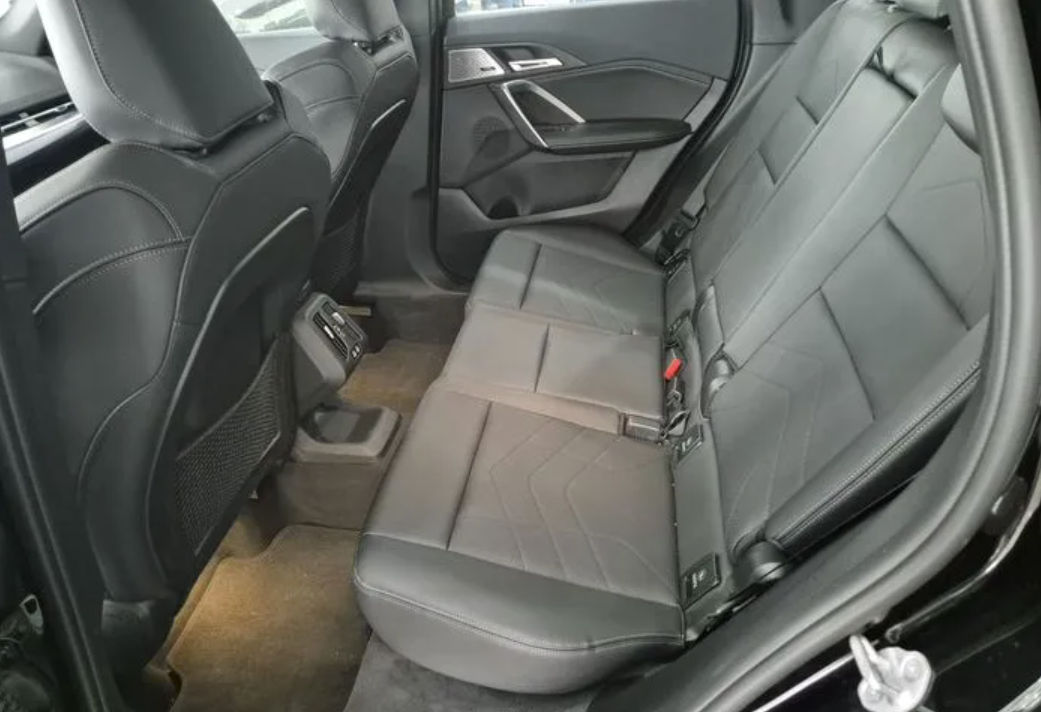 BMW X1 фото 8
