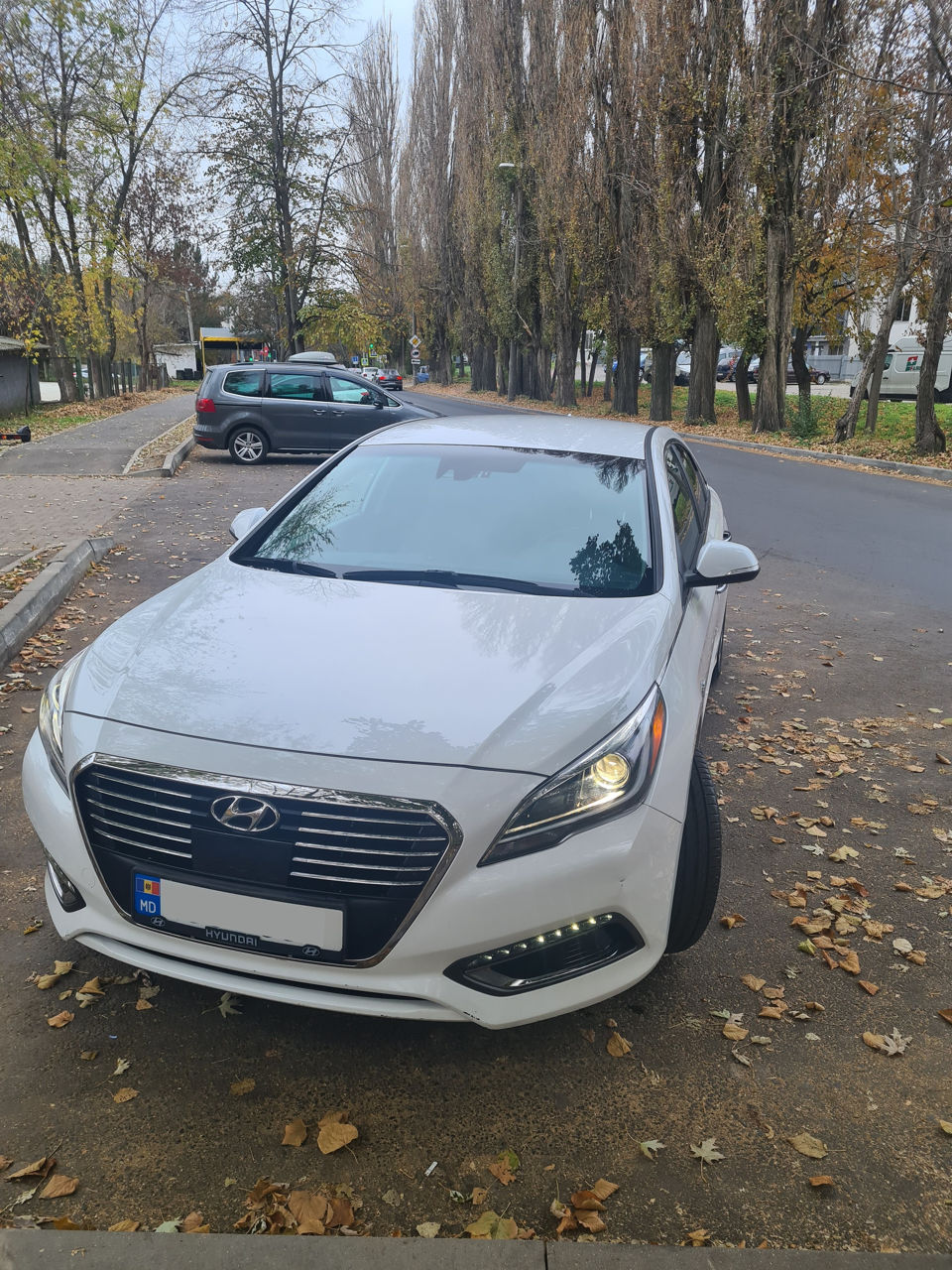 Hyundai Sonata foto 1