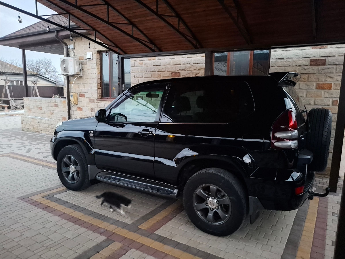 Toyota Land Cruiser Prado фото 1