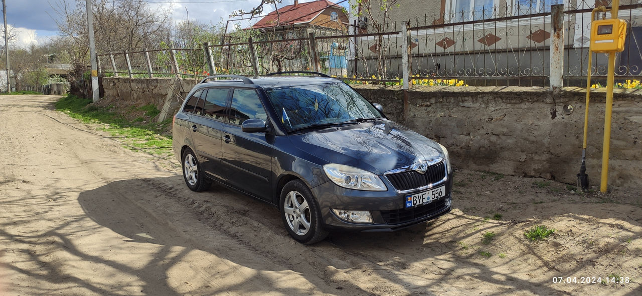 Skoda Fabia фото 0