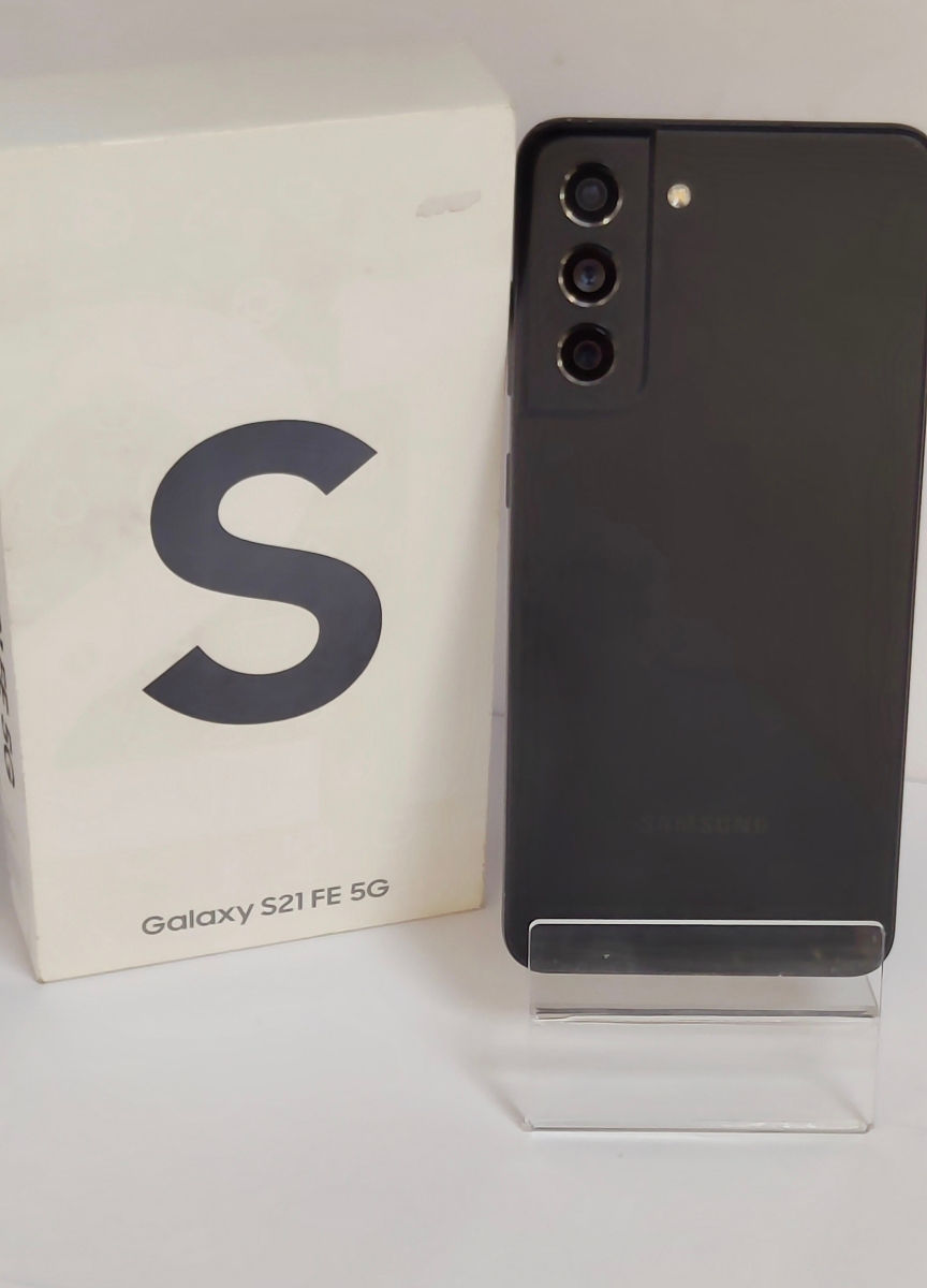Samsung Galaxy S21 FE 6/128 Gb . Pret 3090 Lei foto 0