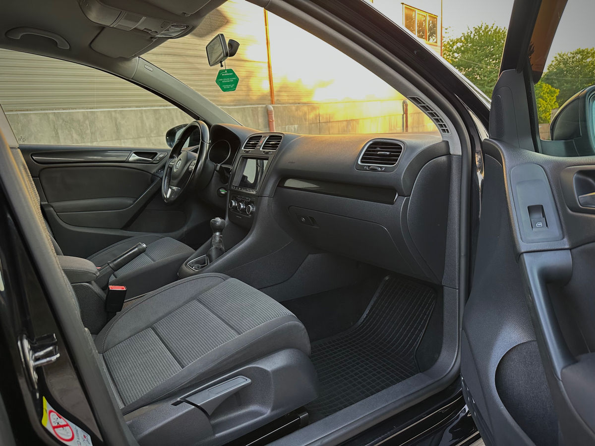 Volkswagen Golf foto 9