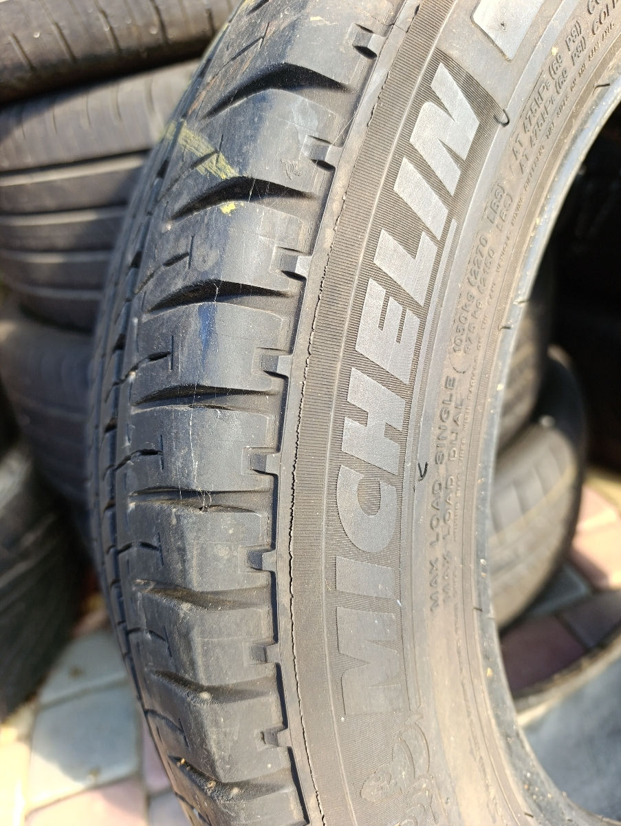 Michelin R-17 C 215/60 foto 2