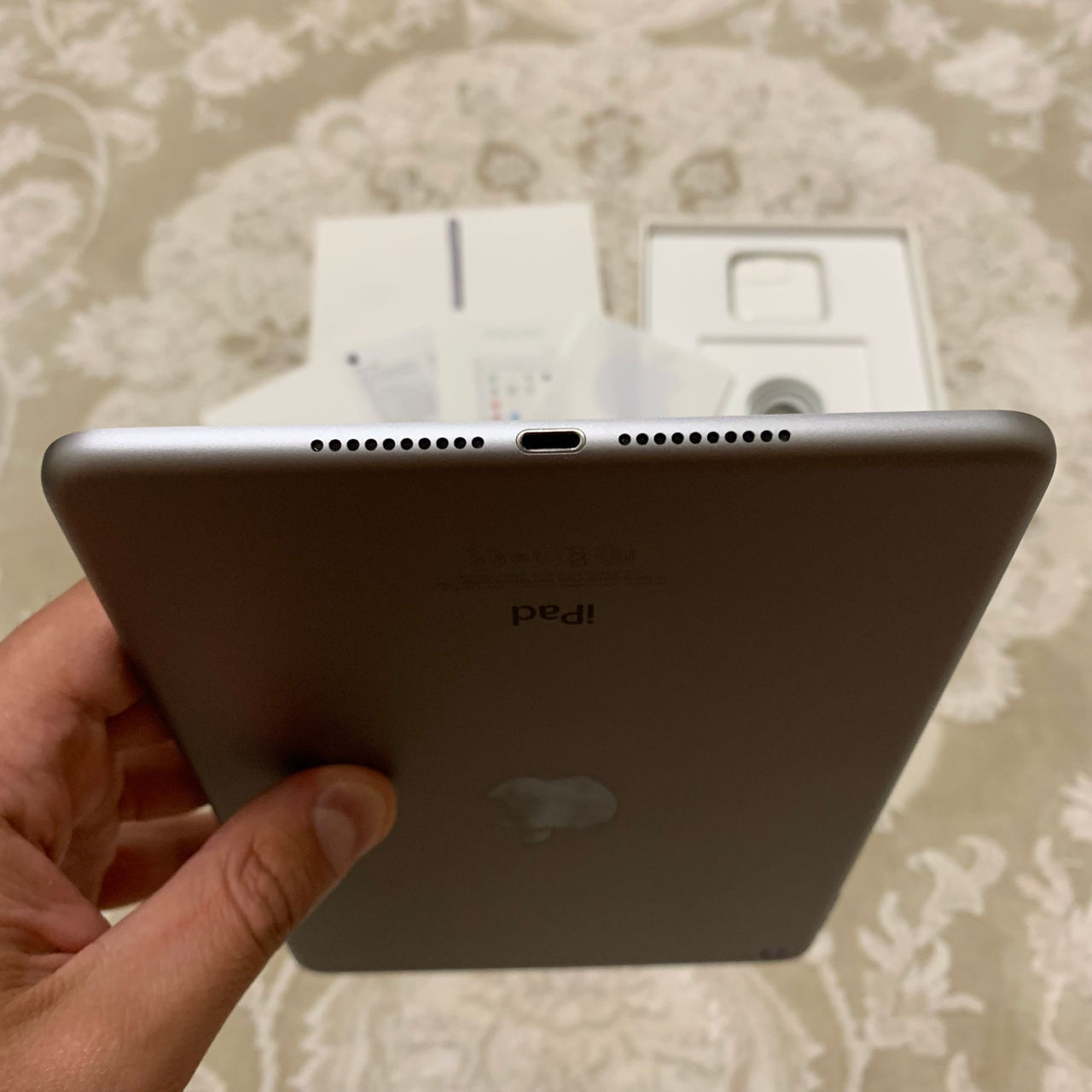 Apple iPad mini 4 128GB Wi-Fi 7.9inch Space Gray foto 6