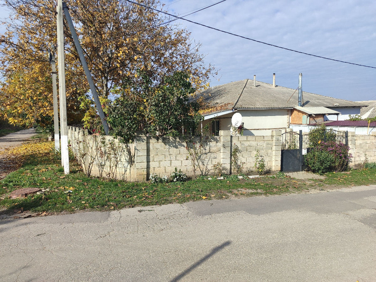 Apartament cu 3 camere,  Centru,  Sadovoe,  Bălți mun.