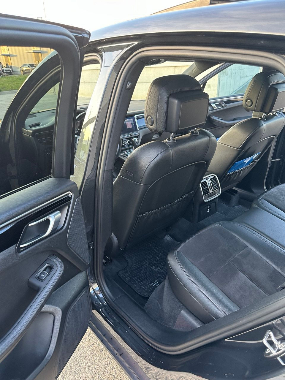 Porsche Macan фото 8