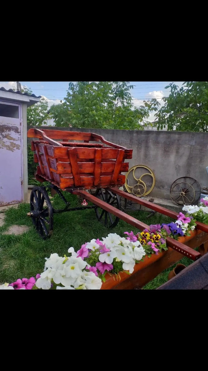 Căruțe pentru decor foto 0