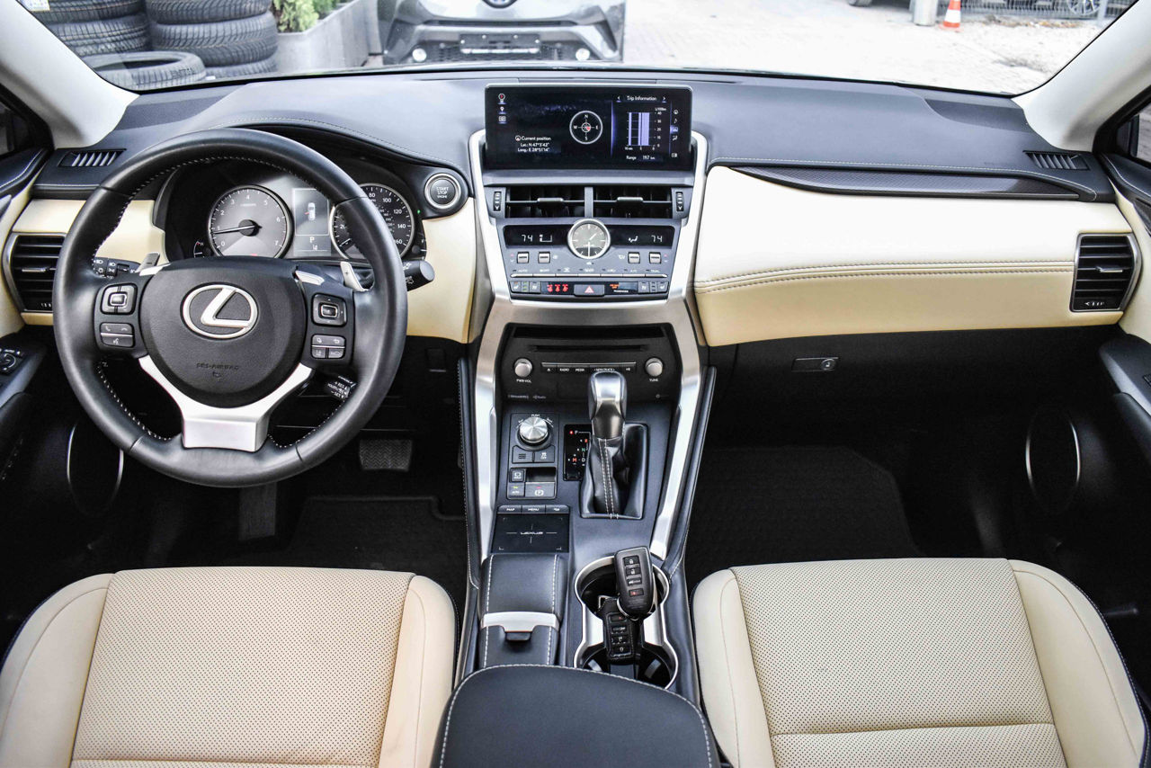 Lexus NX Series фото 9