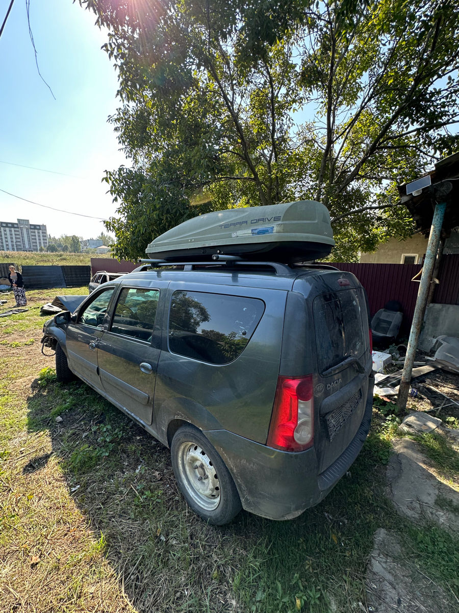 Piese Dacia foto 1