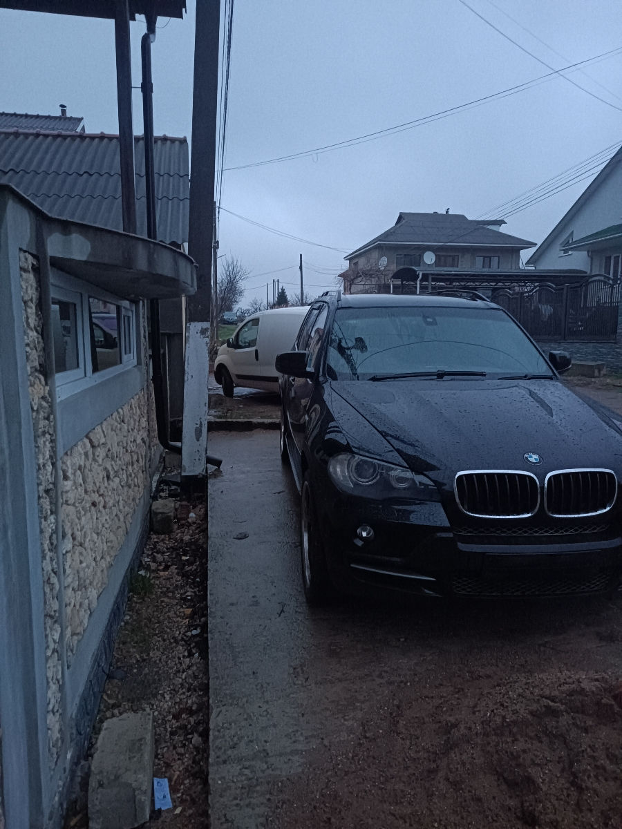 Bmw X5 e70 фото 0