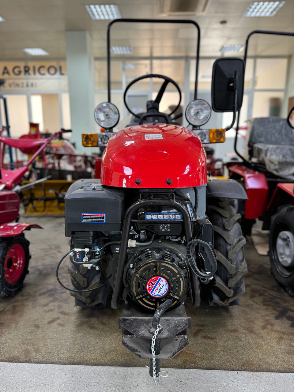 Mini-tractor Belarus-112N - 13 CP foto 3