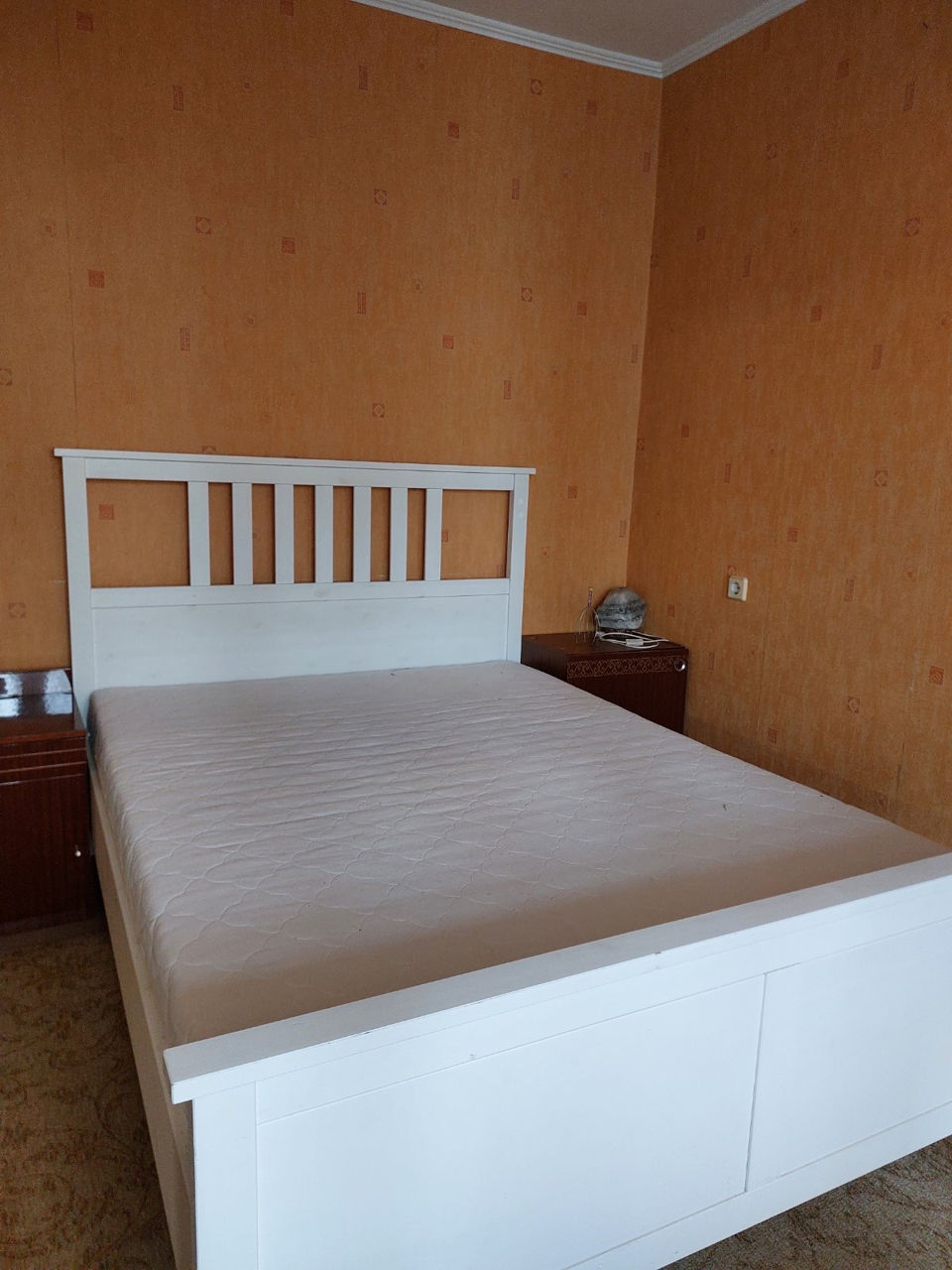 Кровать IKEA 160*220 с матрасом 4000 лей фото 0