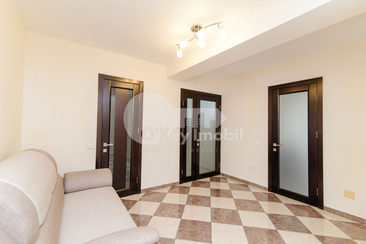 Apartament cu 2 camere, 80 m², Centru, Chișinău foto 9