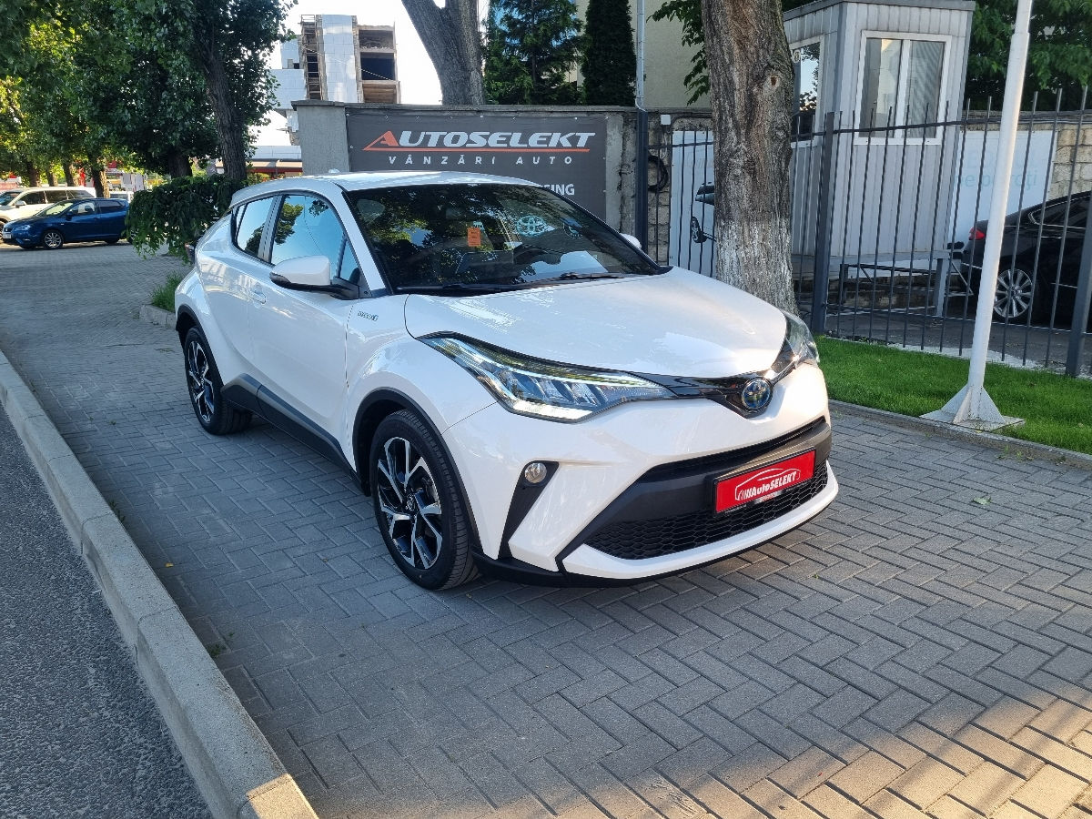 Toyota C-HR 2021 photo 3
