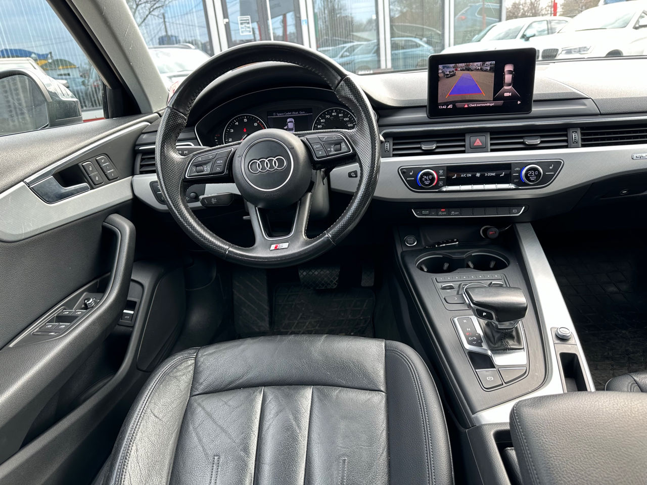 Audi A4 foto 7