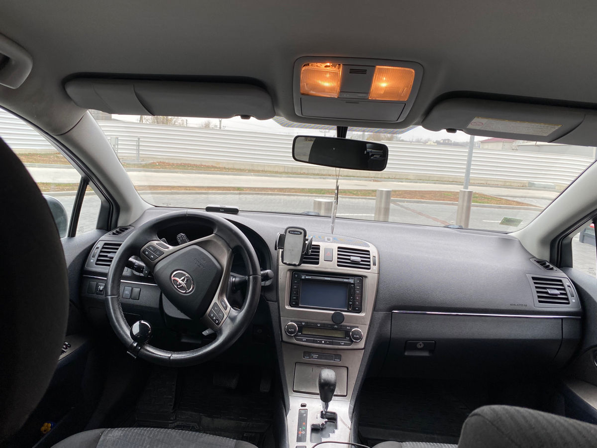 Toyota универсал фото
