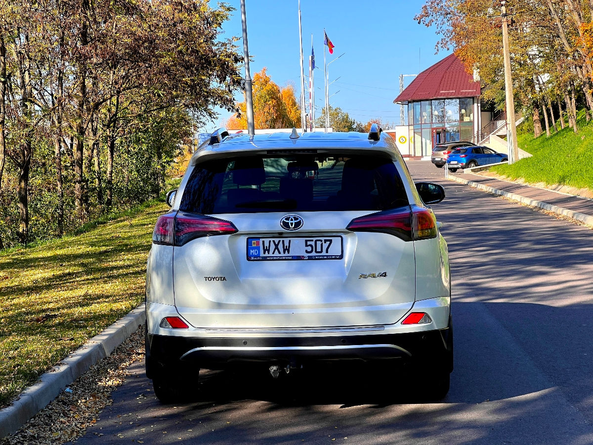 Toyota Rav 4 foto 15