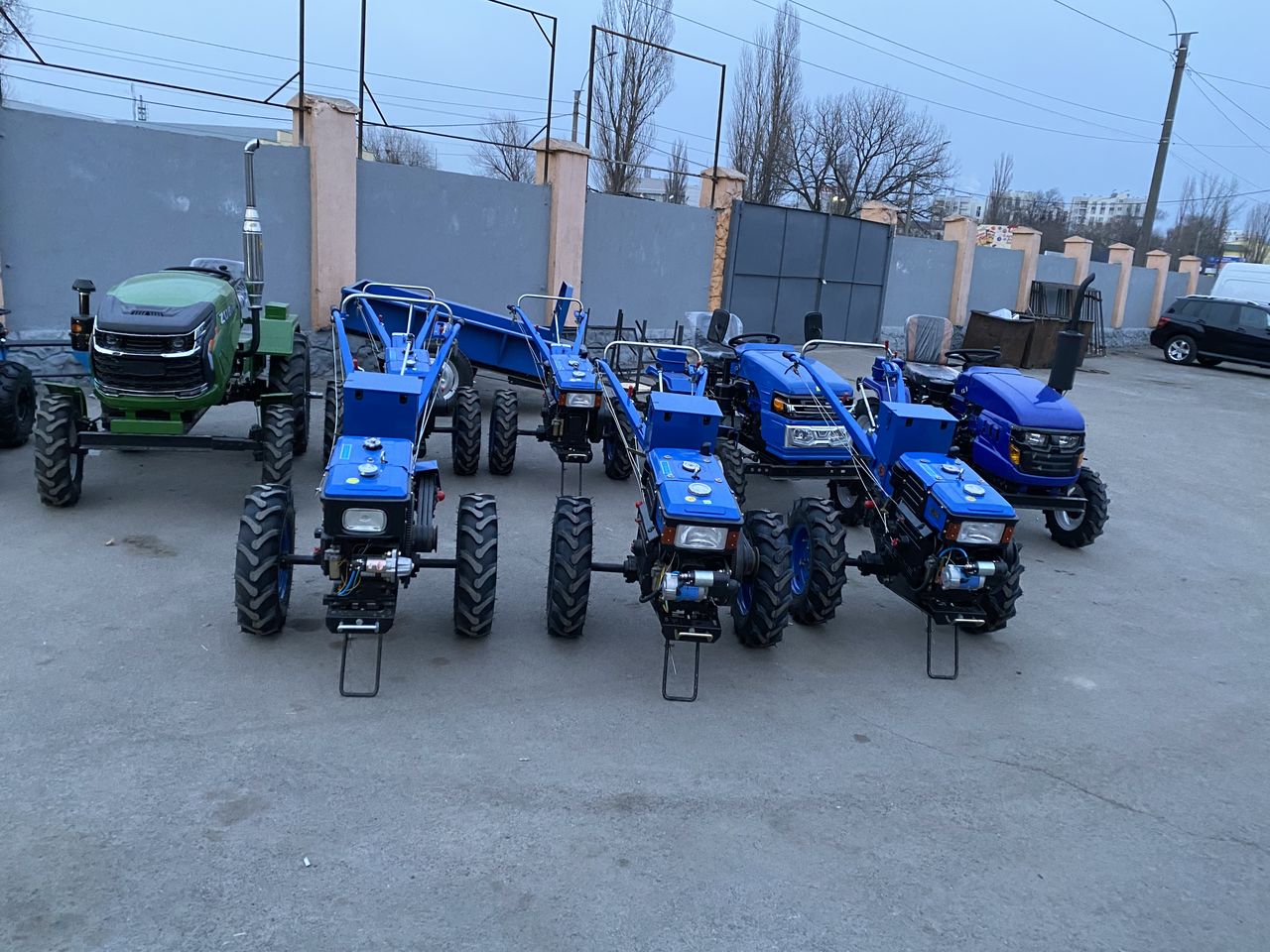 Minitractoare si motoblocuri zubr foto 0